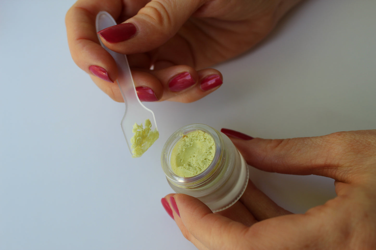 De-Puff Eye Cream